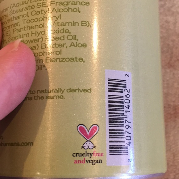 Hey Humans Scented Banana Aloe Naturally Derived Body Lotion 14oz NWT 🪴 - Picture 12 of 16